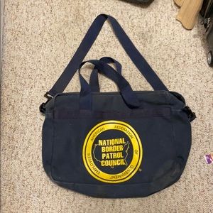 A men’s border patrol bag os